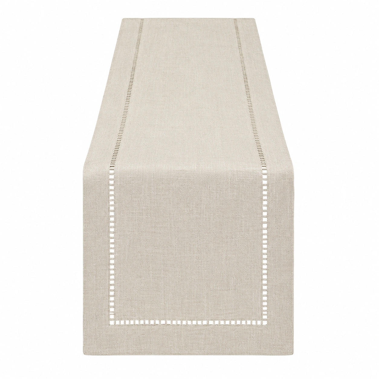 Camino de mesa beige con diseño detallado