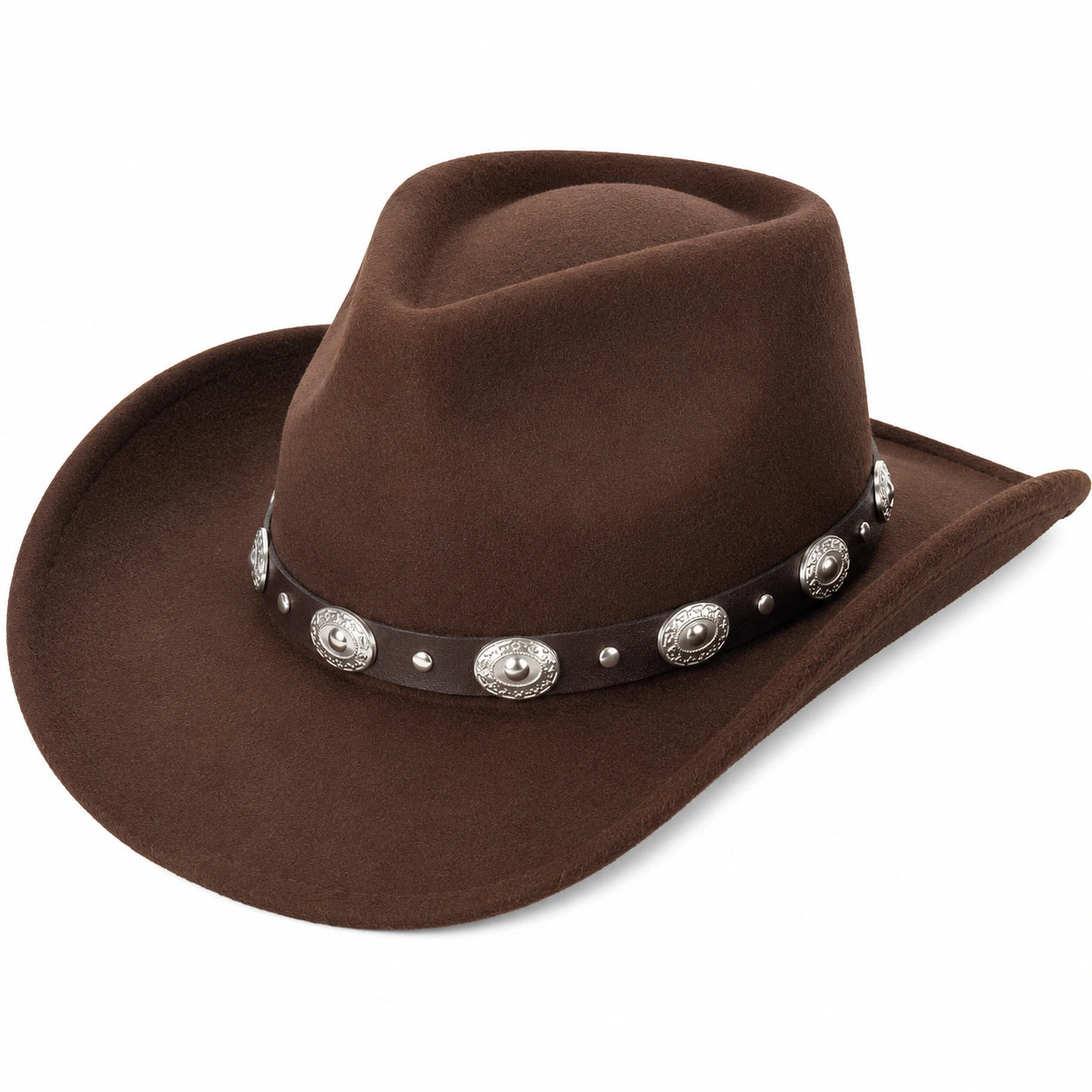 Sombrero estilo vaquero marrón con adornos metálicos